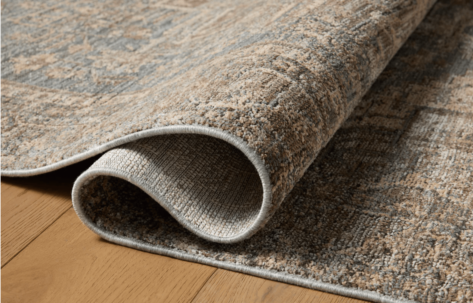 Vera Rug by Loloi - Plain Jane Interiors