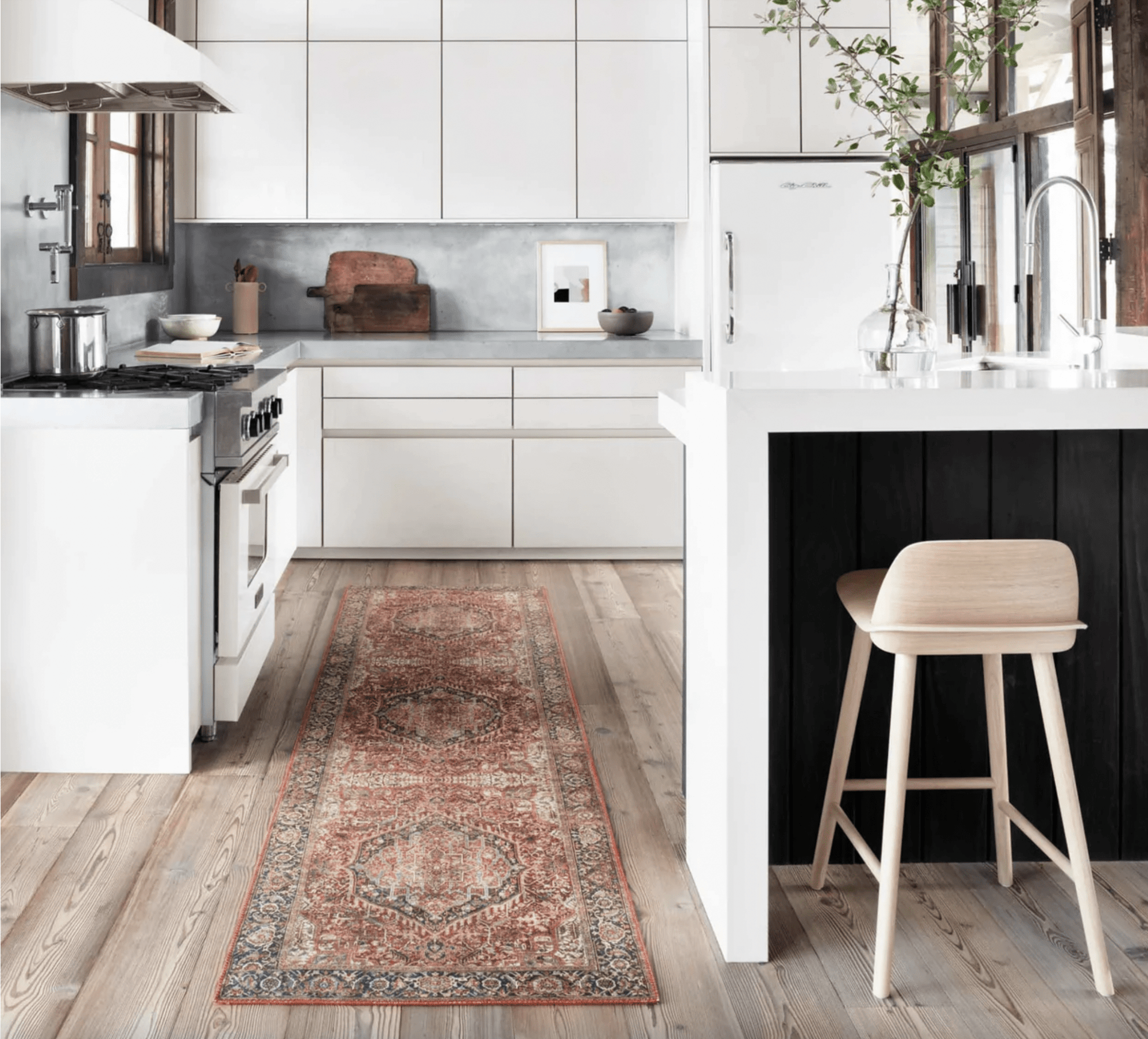 Layla Rug in Red / Navy - by Loloi Rugs | Power Loomed Rugs - Plain Jane Interiors