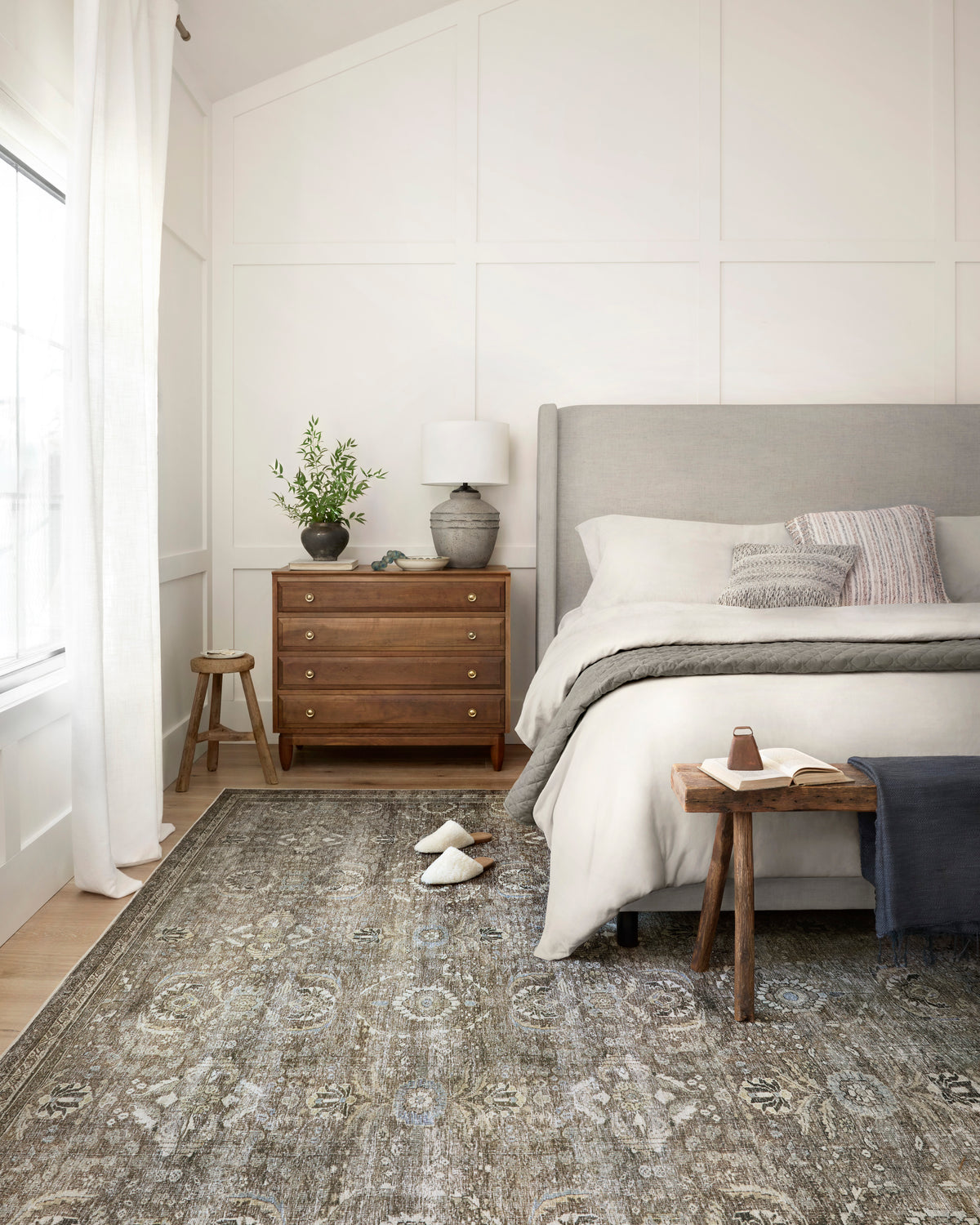 The Layla Rug 13 | Antique/Moss