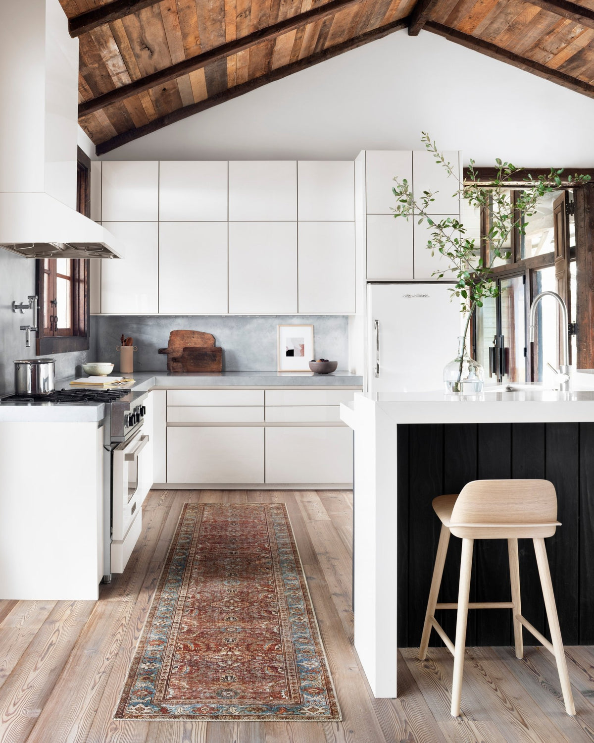 The Layla Rug 1 | Brick/Blue - Plain Jane Interiors
